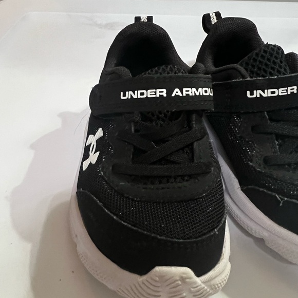 Under Armour Kids Black and White Sneakers - Picture 3 of 3
